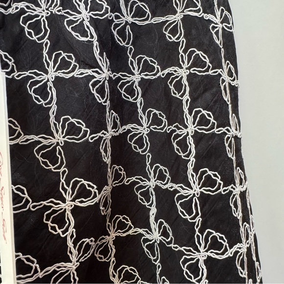 NWT Lisa Says Gah Molly Skirt in Bows Ribbons Black White M/L - Picture 12 of 17